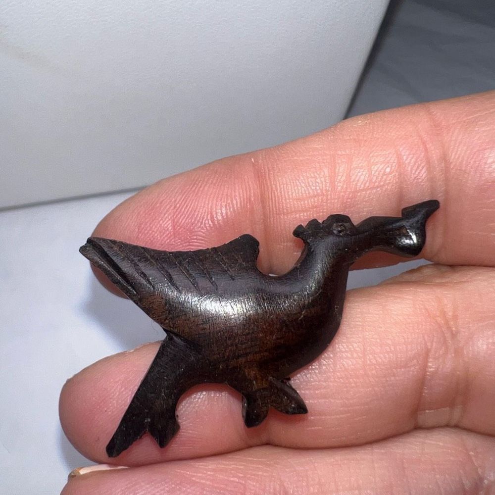 Vintage MCM Hand‎ Carved Wood Seagull Brooch